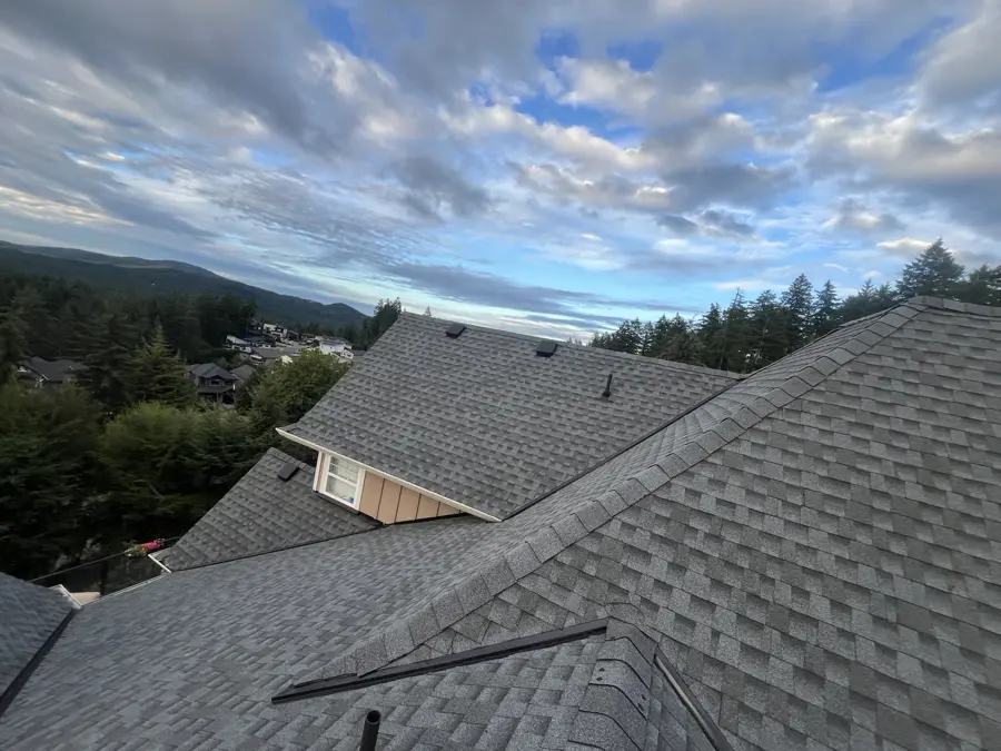 Completed roofing project by Safari Roofing, photo 12