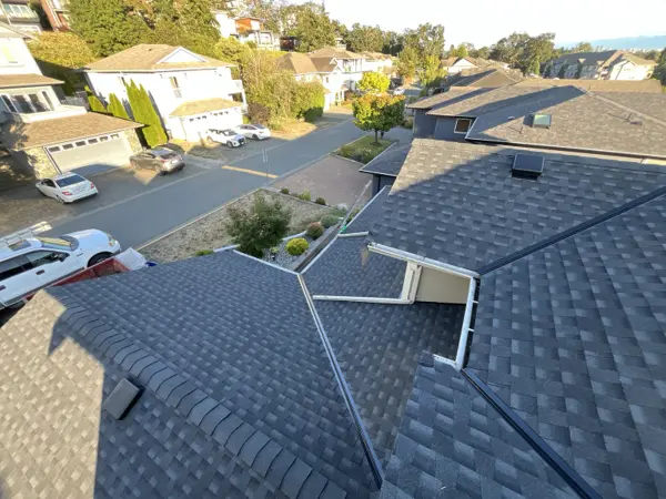 Completed roofing project by Safari Roofing, photo 18